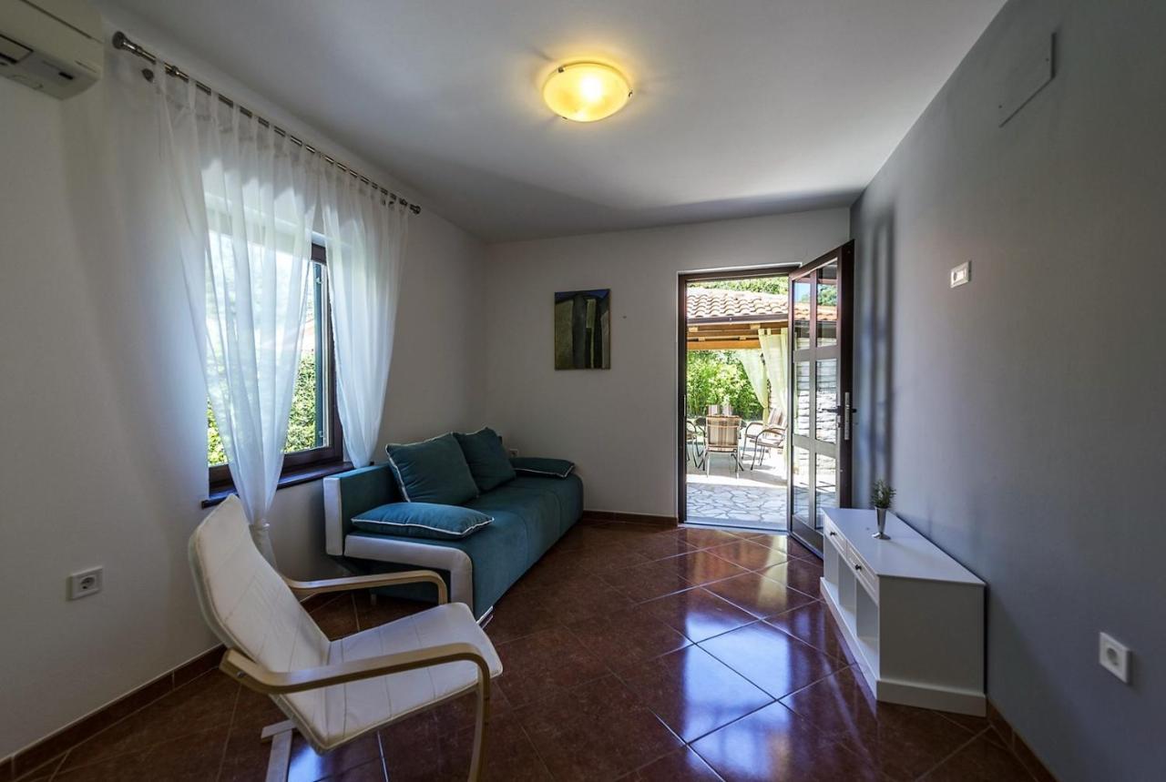 Spacious Three-Bedroom Villa Balun With Pool Poreč Kültér fotó
